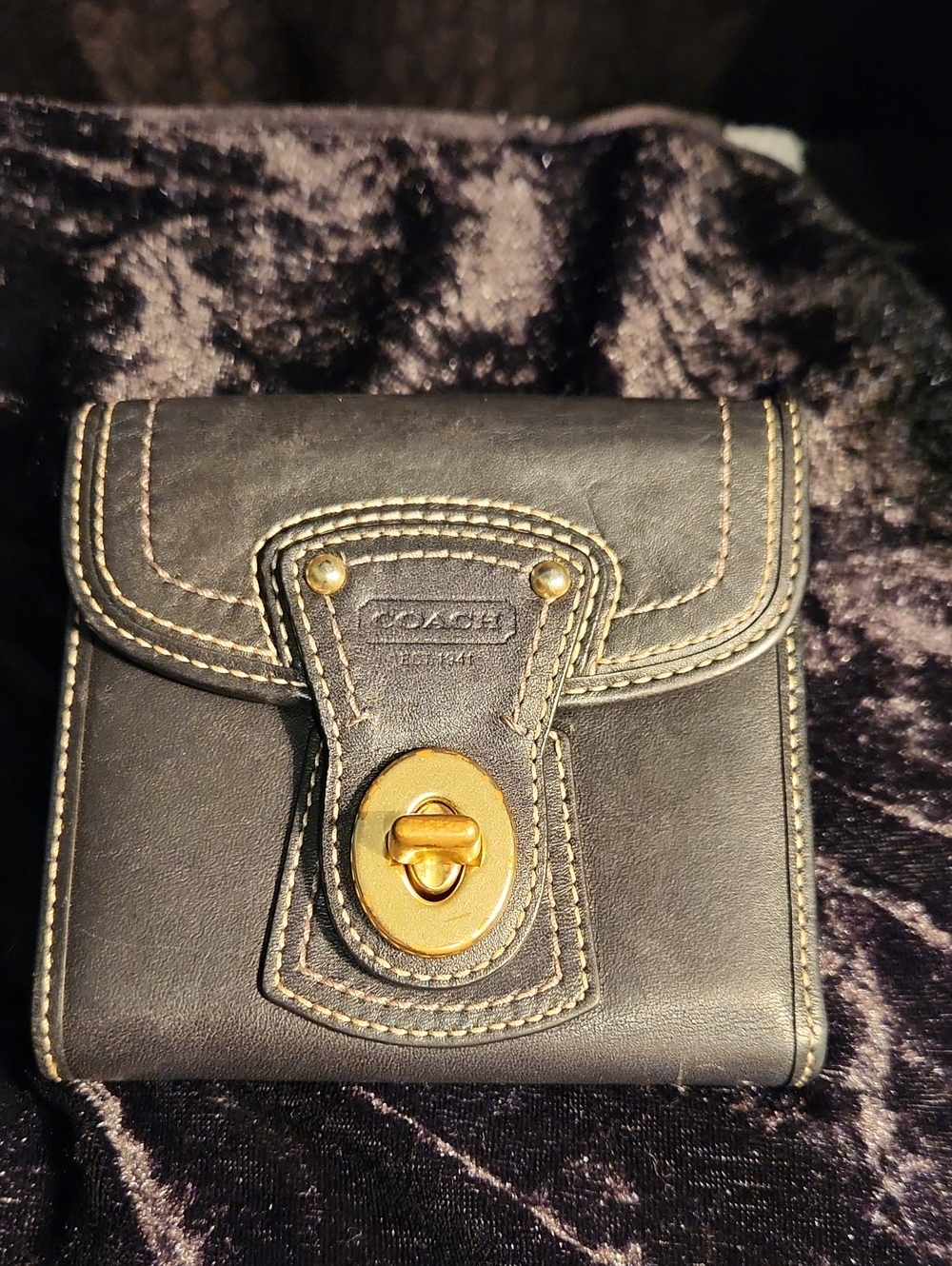Coach Vintage Black Leather Turnlock Wallet